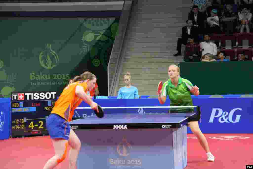 Stolüstü tennis (Bakı İdman Zalı)