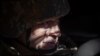 Український військовослужбовець поблизу міста Бахмут, Україна, 6 березня 2023 року. REUTERS/Олександр Ратушняк