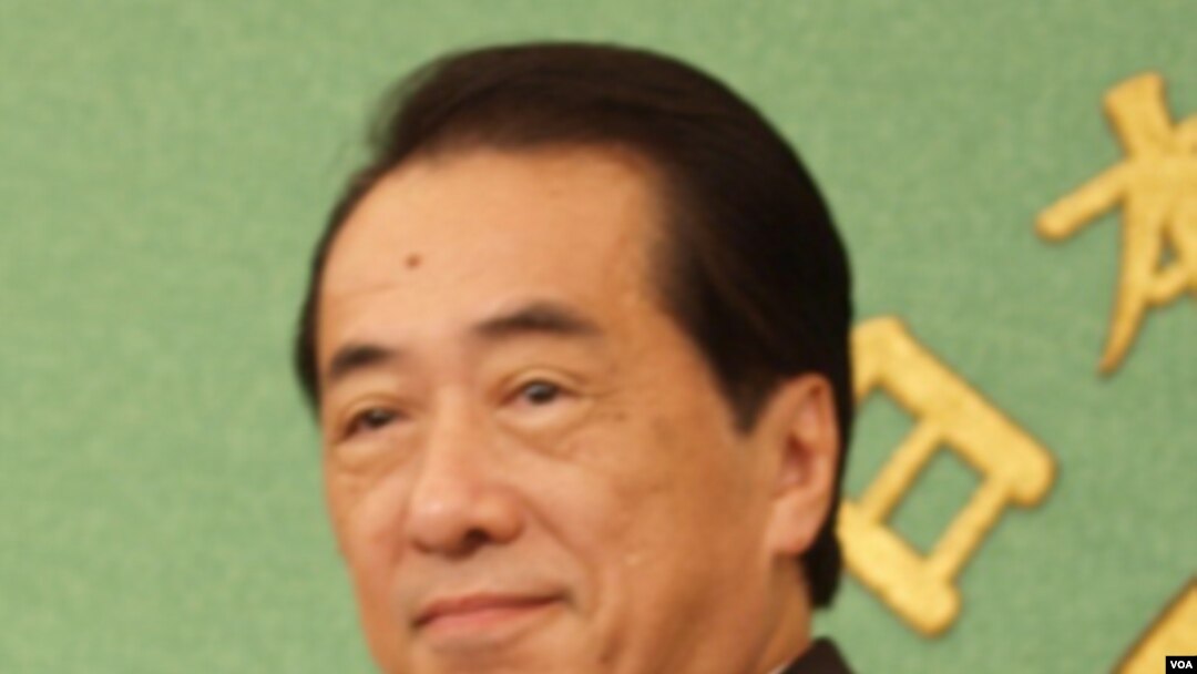 Perdana Menteri Jepang Naoto Kan ingin menunjukkan kesungguhannya menanggulangi utang negara yang menggelembung.