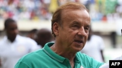 Tsohon kocin Super Eagles Gernot Rohr a shekarar 2017.