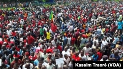 En images : les Maliens se mobilisent contre la révision de la Consitution