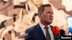资料照片：美国常驻联合国代表麦克·华尔兹大使在纽约联合国总部就一项有关霍尔木兹海峡的决议草案对媒体讲话。(2026年5月7日)