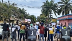 Professores guineenses ameaçam com greve e trabalhadores das Finanças terminam paralisação