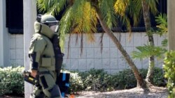 VOA: EE.UU. Paquetes bomba y las pistas en Florida