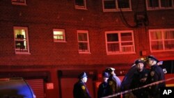 应急人员在纽约警察遭枪击现场（资料照）