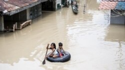 တရုတ်တောင်ပိုင်းကို Mangkhut တိုင်ဖုန်း အပြင်းအထန် ဝင်တိုက်