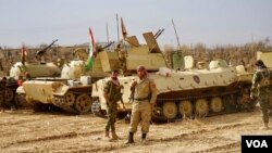 FILE - Kurdish peshmerga fighters. (J. Dettmer/VOA).