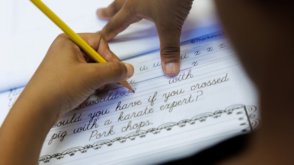 Handwriting Returns in California Schools