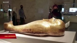 Ăn tối gần xác ướp tại Viện bảo tàng Ai Cập