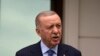 土耳其将全面中止与以色列的贸易，以促使以色列妥协停火。土耳其总统埃尔多安称土耳其不能对以色列轰炸手无寸铁的巴勒斯坦人袖手旁观。（美联社）