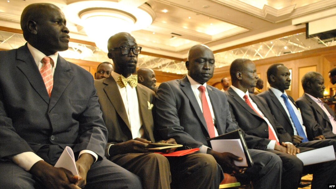 Wakilan tawagar da take gaba da gwamnatin Sudan ta kudu a Addis Ababa, domin fara shawarwari.