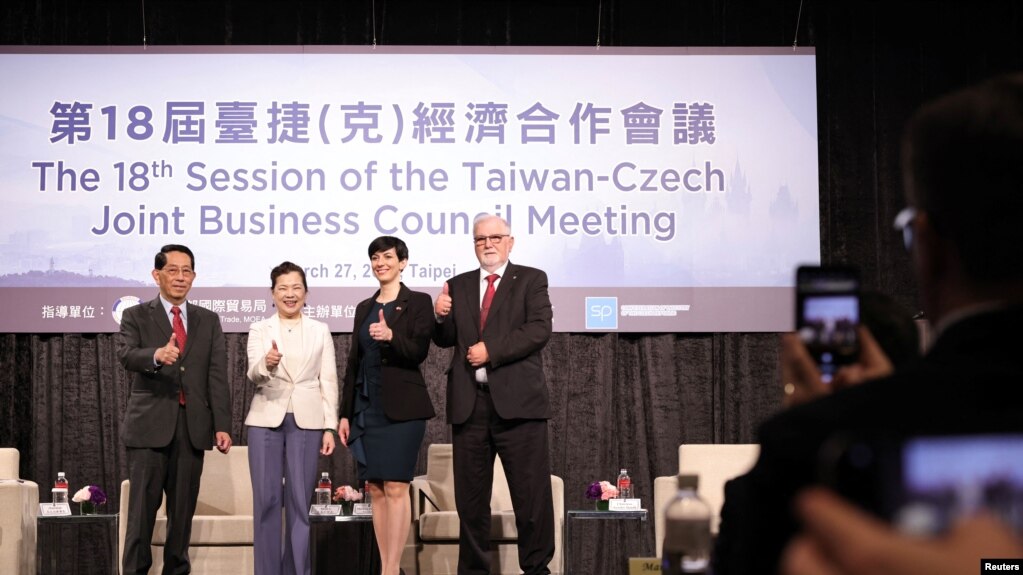 捷克众议院议长阿达莫娃2023年3月27日继续访问台湾并出席台捷经济合作会议。（路透社）(photo:VOA)