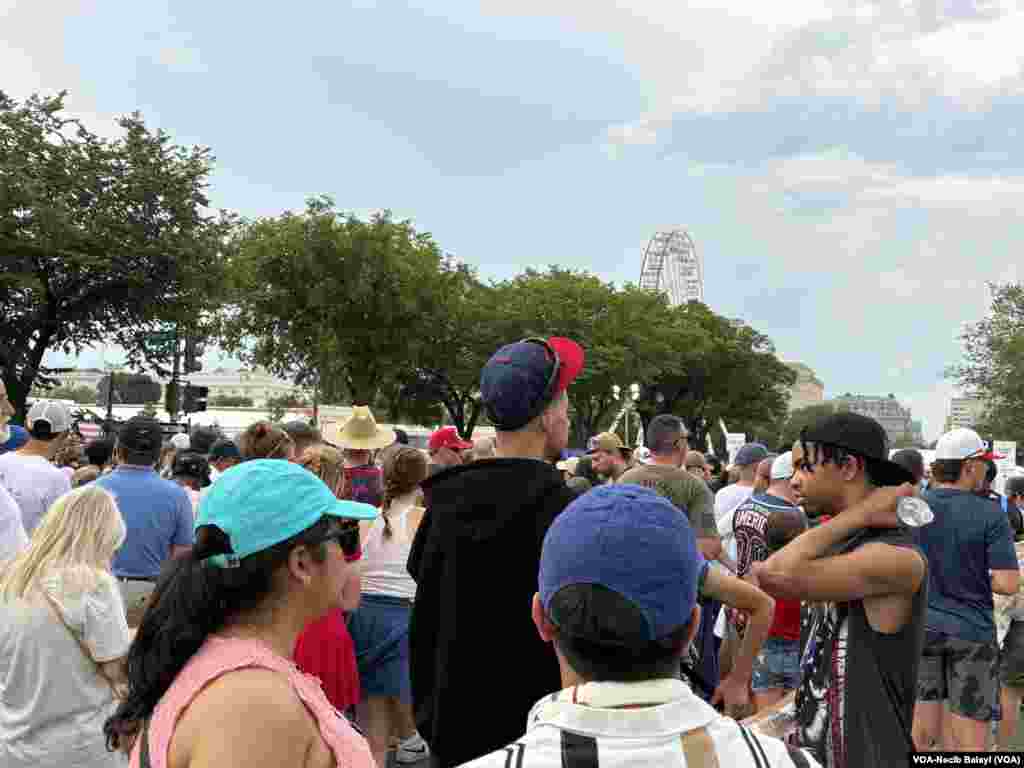 Şahîyên Girseyî li Washington DC bi Boneya 250 Salîya Serxwebûna Amerîkayê