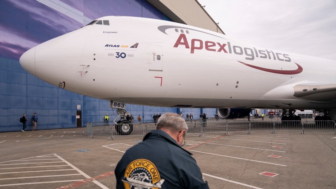 Boeing Bids Farewell to an Icon, Delivers Last 747 Jumbo Jet