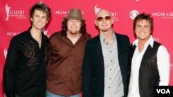 Eli Young Band se incorporó a Republic Nashville Records, el sello grabador que con apenas dos años de antigüedad, también incluye a Martina McBride, Sunny Sweeny y The Band Perry.