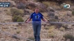 Equilibrista sobre el Gran Cañon