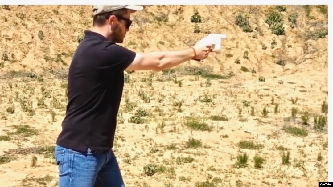 Demonstracija 3D pištolja - Cody Wilson iz Defense Distributed. (YouTube)