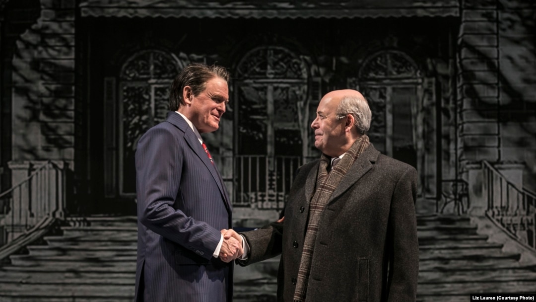 Rob Rajli (Ronald Regan) i Vilijam Dik (Mihail Gorbačov) u predstavi Sastanak na slepo Rohelija Martineza 