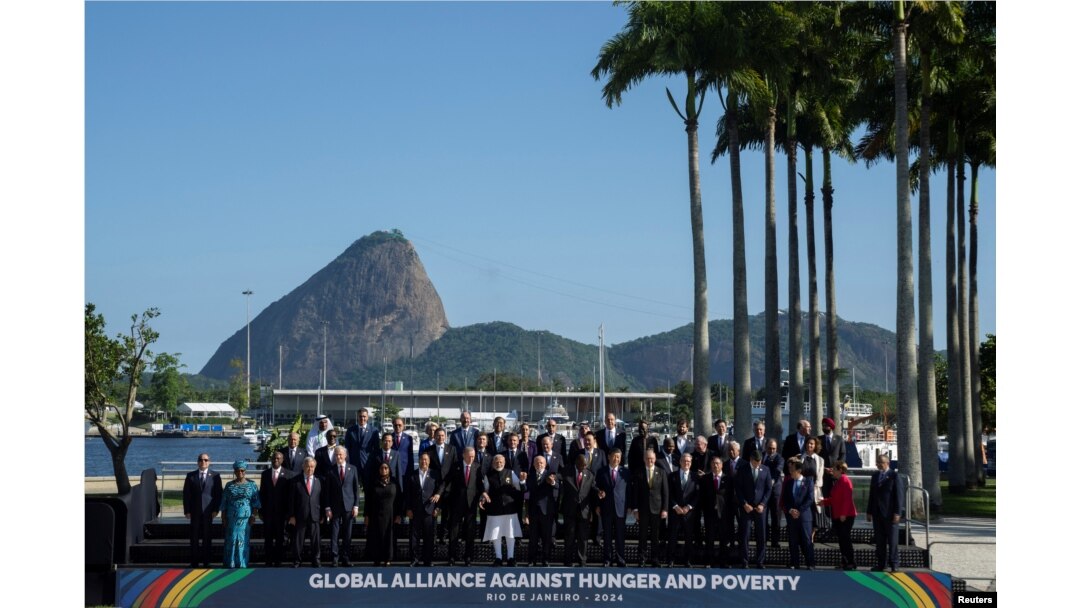 G20 zirvesine katılan ülkelerin liderleri aile fotoğrafı çektirdi- 18 Kasım 2024.