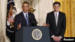 Jack Lew es presentado por el presidente Barack Obama, como nominado a la secretaría del Tesoro en un momento crucial para la economía del país.