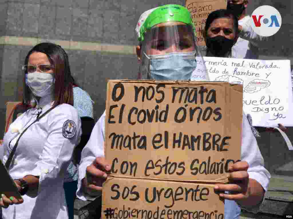 El personal de salud, que incluye a los enfermeros del pa&#237;s, se ha visto fuertemente afectado por la pandemia, reflejado en el porcentaje de mortalidad, seg&#250;n la oposici&#243;n pol&#237;tica. Foto: &#193;lvaro Algarra, VOA.