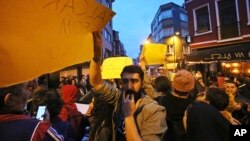 ترکي د ریفرینډم د مخالفینو د احتجاج یو منظر 