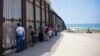 Trump Signs Immigration Orders to Build Mexico Wall