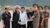 Pemimpin Korea Utara Kim Jong Un mengunjungi lokasi pembangunan pangkalan angkatan laut di lokasi yang dirahasiakan di Korea Utara. (Foto: KCNA via Reuters)