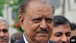 File - Pakistani President Mamnoon Hussain.