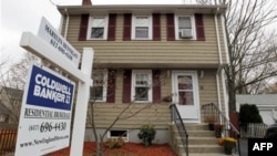 Amerikalı Tüketiciler Tasarrufa Yöneldi