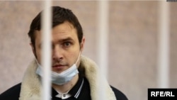 Belarusian blogger Paval Spiryn at a court hearing in Minsk last month. (Courtesy photo)