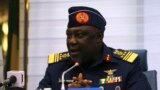 Babban Hafsan Hafsoshin Najeriya Air Marshal Alex Badeh.