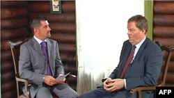 Amb. Bosh: Ngërçi për hetimin e zgjedhjeve kërkon vullnet politik për zgjidhjen