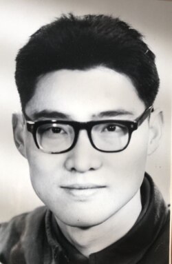 Dr. Wengang Zhang arrived in the US in 1988. He's a primary care doctor in California. (Photo courtesy Wengang Zhang)
