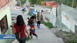 Venezuela'da Krizin Bedelini En Çok Ödeyenler: Yalnız Anneler