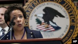 La secretaria de Justicia, Loretta Lynch, anuncia la acusación contra ejecutivos de FIFA.