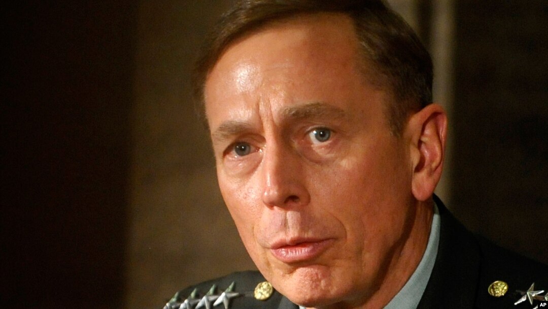 Cựu Giám đốc CIA David Petraeus