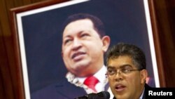 El vicepresidente de Venezuela, Elías Jaua, confirmó el llamado al embajador en España a consultas en Caracas. 