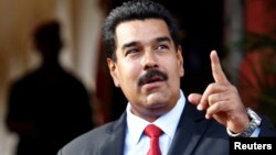 El presidente Nicolás Maduro confirmó que su país ha recibido pedido formal de asilo de parte de Edward Snowden.