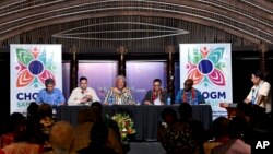 Conférence de presse des représentants de pays membres du Commonwealth, à l’issue de leur sommet à Apia, Samoa, le samedi 26 octobre 2024.