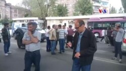 «Սասնա ծռերի» կողմնակիցները փողոց են փակել ու պնդում են իրենց պահանջները