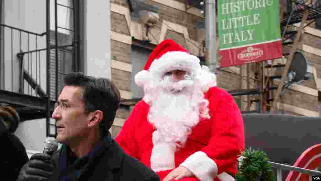 圣诞老人来到意大利区
