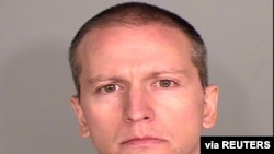 FILE - Former Minneapolis Police officer Derek Chauvin poses for a booking photograph at the Ramsey County Detention Center in St. Paul, Minnesota, May 29, 2020. (Courtesy - Ramsey County Detention Center)