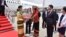 နိုင်ငံတော်အတိုင်ပင်ခံပုဂ္ဂိုလ် ပေကျင်းမြို့ကိုရောက်ရှိ။