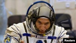 Astronot Italia Luca Parmitano, salah satu angota misi di stasiun antariksa internasional (ISS), melaporkan insiden air di dalam helm yang dikenakannya saat bertugas di luar ISS, Selasa, 16 Juli 2013 (Foto: dok).