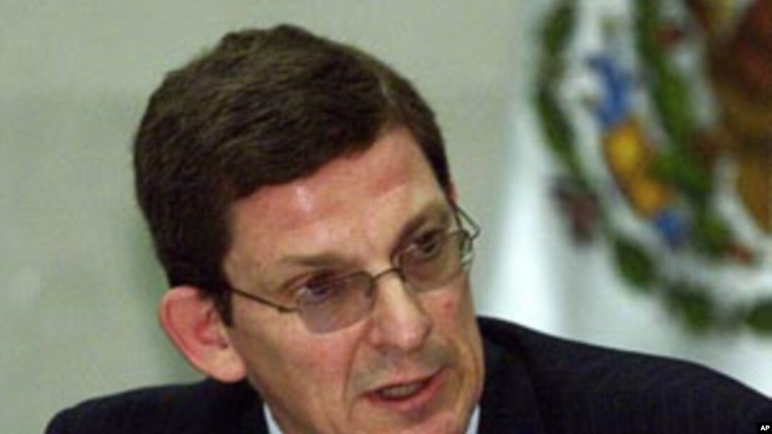 Marc Grossman, chosen by Secretary of State Hillary Clinton as the new special envoy to Afghanistan and Pakistan, served as US ambassador to Turkey (FILE).