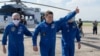 Hai phi hành gia NASA trở về trái đất, làm nên lịch sử