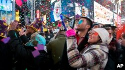 Gjatë festimeve në Times Square më 1 janar 2017