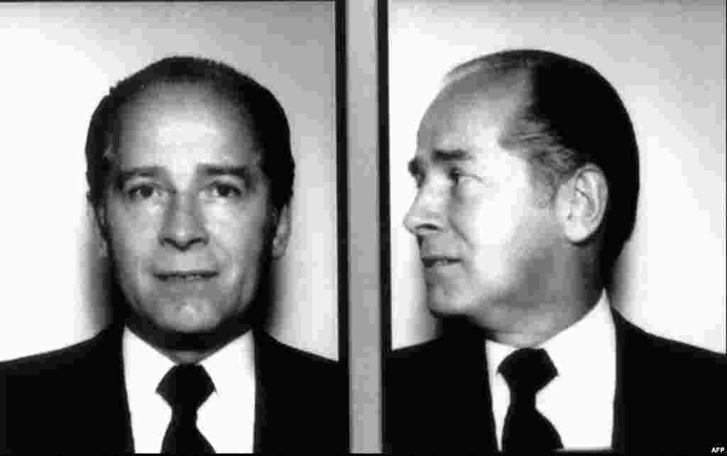 Hình tài liệu của FBI chụp James "Whitey" Bulger vào năm 1984. Là một trùm bằng đảng gây tội ác bị FBI truy nã gắt gao vì dính líu đến 19 vụ giết người, Bulger đã bị tóm cổ gần Los Angeles sau 16 năm trốn tránh. (AP Photo/FBI/File)