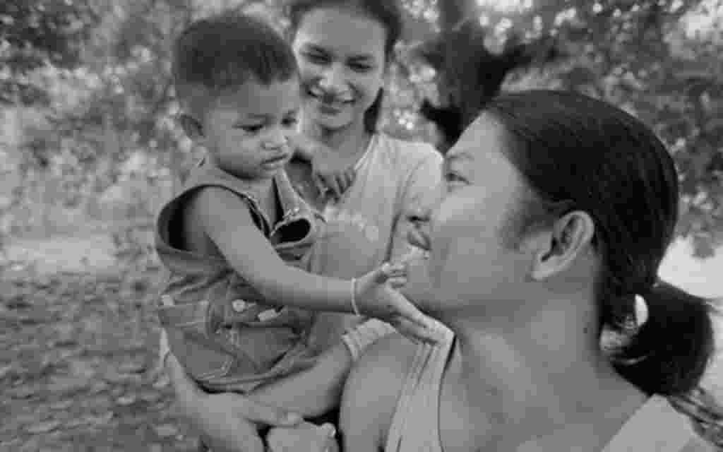 Sokheurm Man con su mujer e hijo, mayo 2007 Gervasio Sánchez